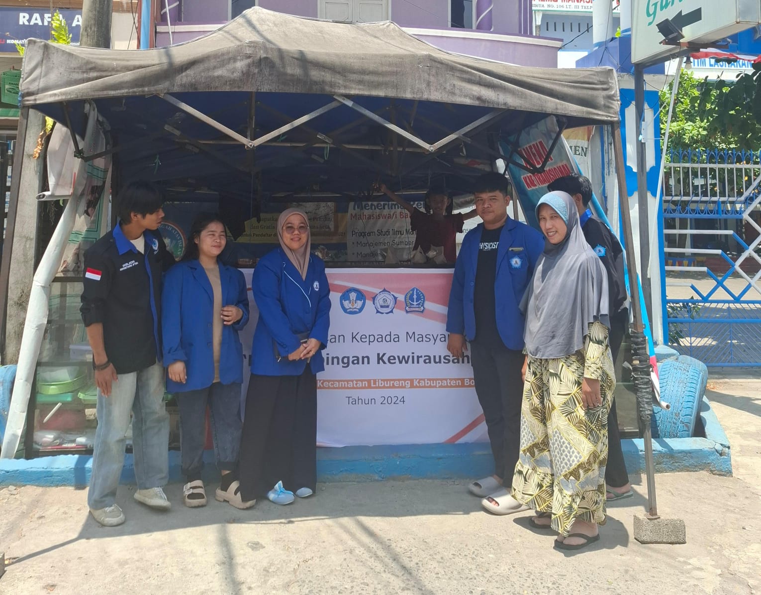 2 Pengabdian Dosen STIM Lasharan Jaya Makassar Usung Tema Pemberdayaan Usaha Mikro Melalui Strategi Optimalisasi Kemampuan Berwirausaha di Kabupaten Bone