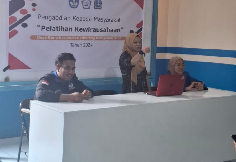 pkm lash 1 Pengabdian Dosen STIM Lasharan Jaya Makassar Usung Tema Pemberdayaan Usaha Mikro Melalui Strategi Optimalisasi Kemampuan Berwirausaha di Kabupaten Bone